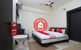 Oyo 8219 Hotel Manan